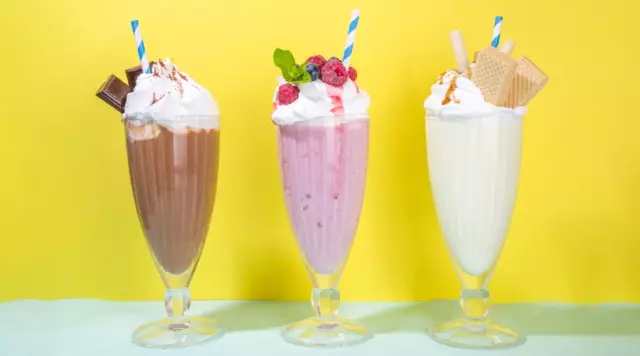 Können Welpen Milchshakes trinken?